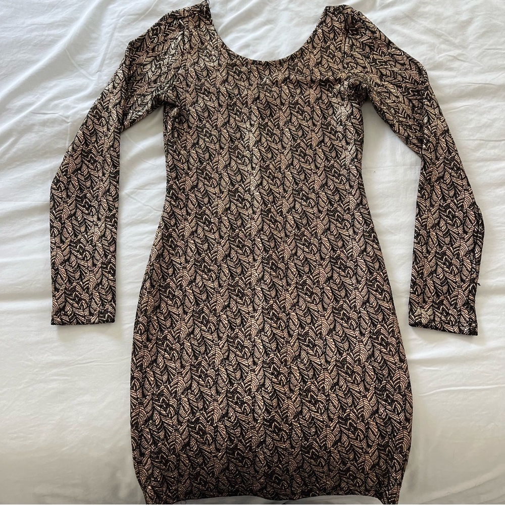 Haute Monde Small Black and Gold Dress